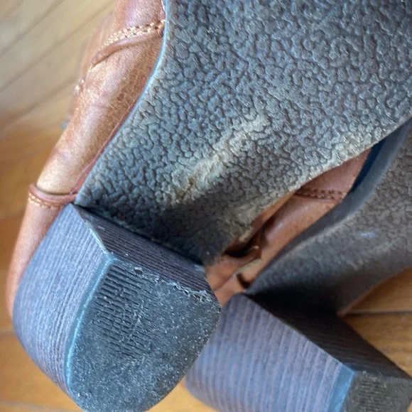 Brown Booties - Picture 5 of 6